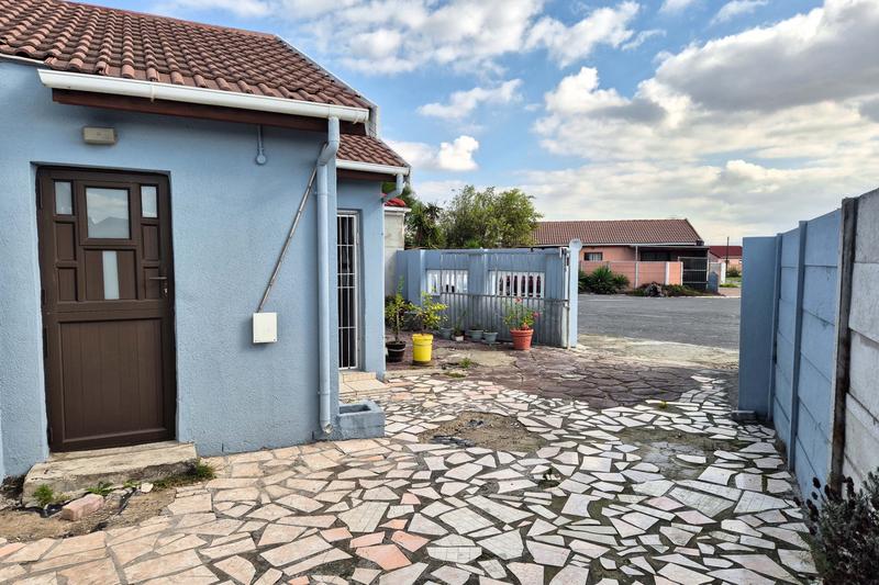4 Bedroom Property for Sale in Kuils River South Western Cape